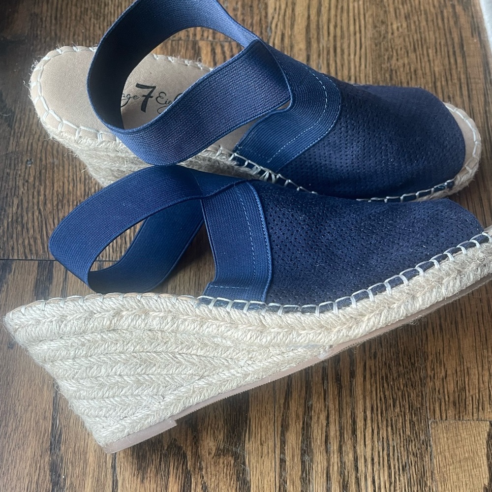 Vintage 7 Eight Ankle Strap Wedge Sandals navy 9